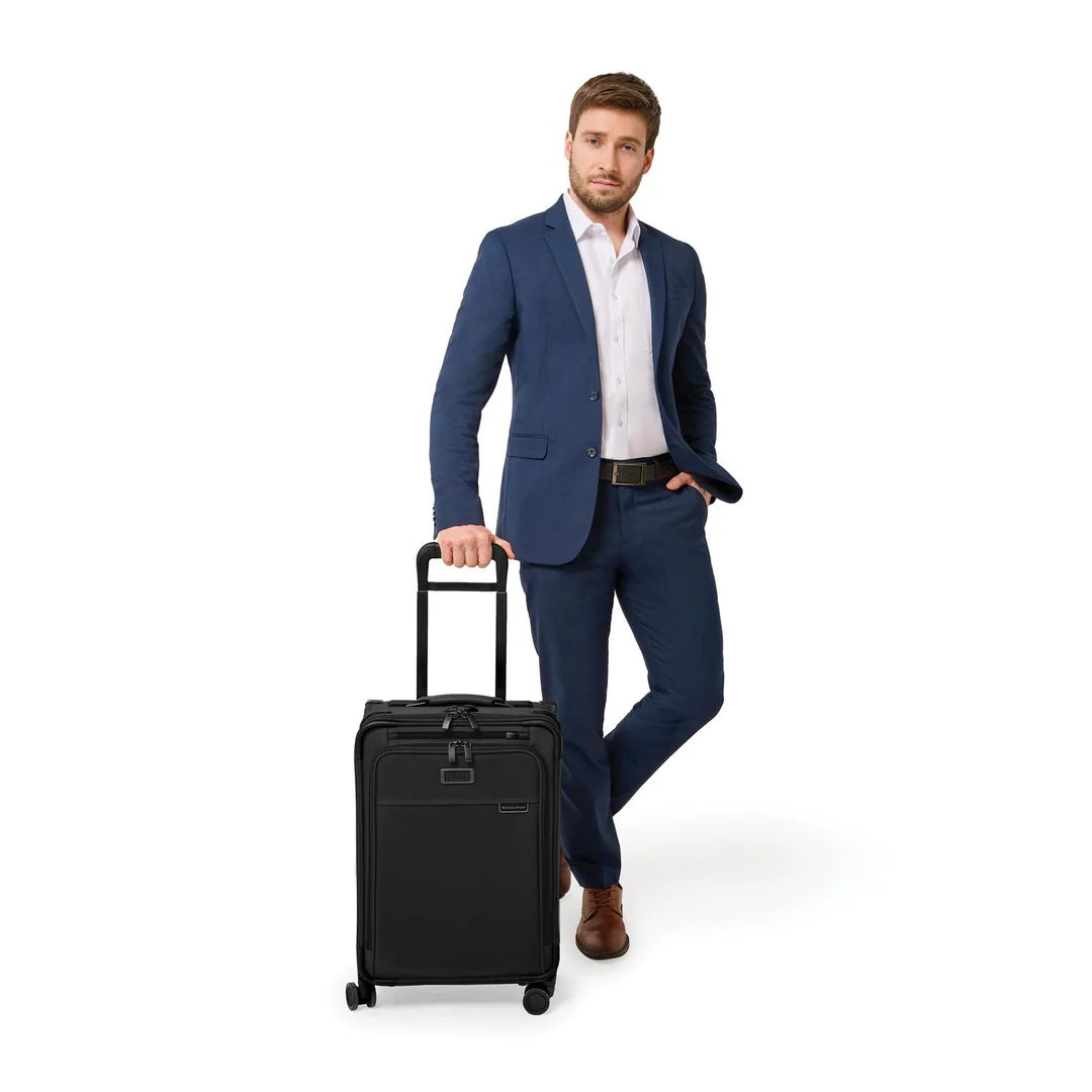 Essential 56cm Carry-on Spinner