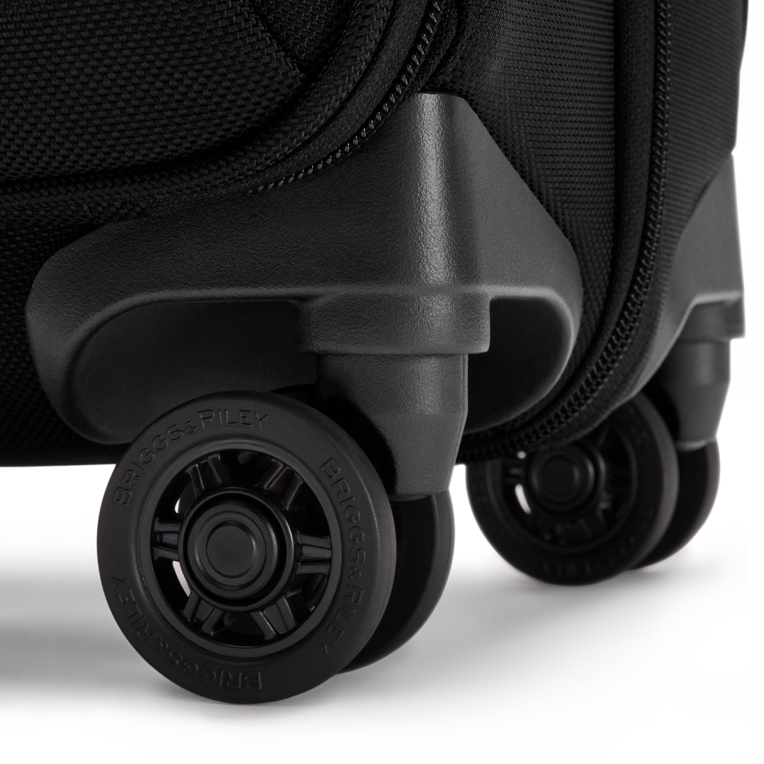 Medium Spinner Brief